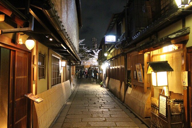 10 Must-see Spots in Kyoto One Day Private Tour (up to 7 people) - Arashiyama packs nature, gardens, and design into one stretch