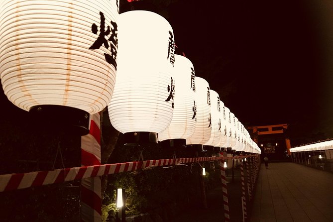 4 hours private tour of Kyoto - Gion: old streets, restaurants, and teahouses