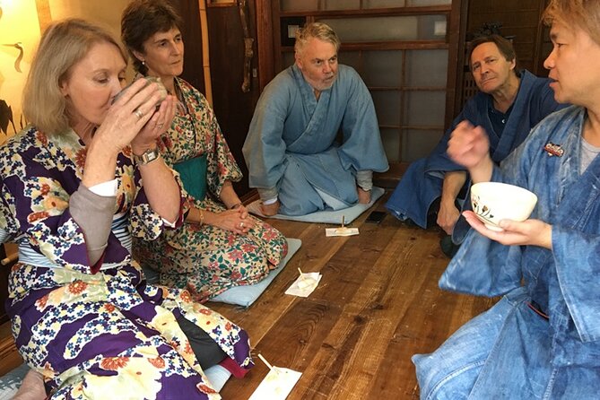 A Unique Antique Kimono and Tea ceremony Experience in English - Who will enjoy this most?