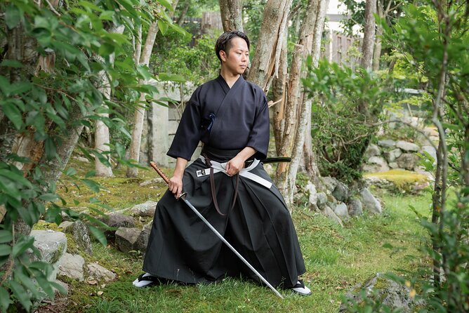 Ancient Katana Training in Kyoto with Local Students - Who should book this Kyoto dojo session?