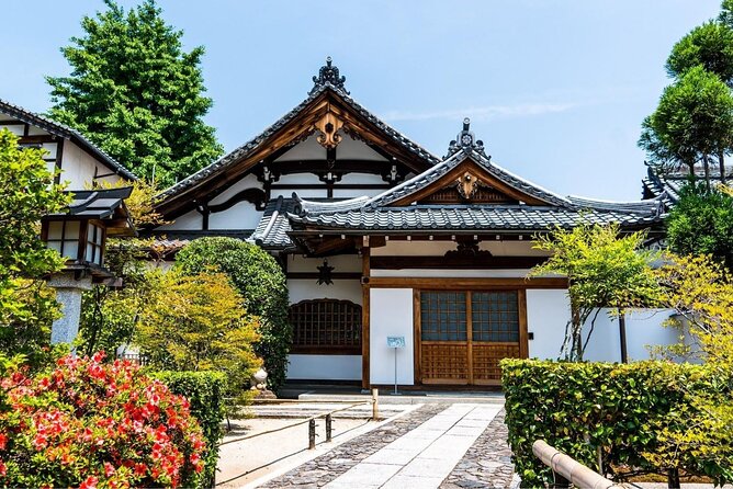Arashiyama from Kyoto: Private & Personalized with a Local Guide - Jojakko-ji and Its Mossy Mountain Setting