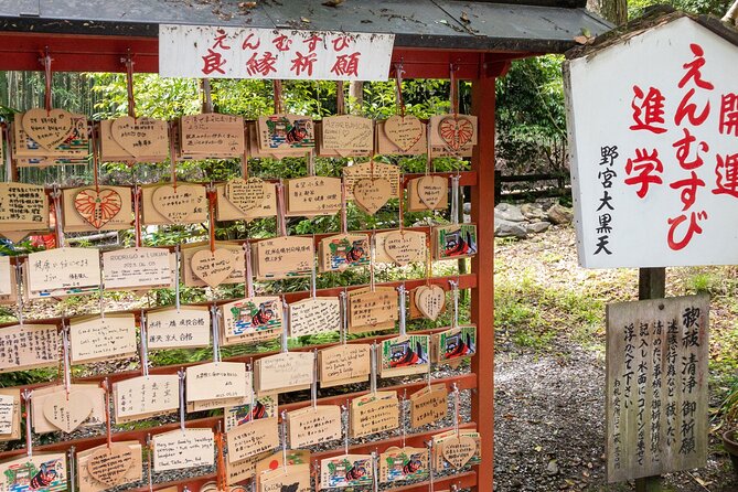 Arashiyama Hidden Gems: Walking Tour escaping crowds - Osawa Pond, the quiet finish