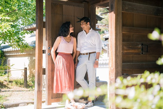 Beautiful Photography Tour in Kyoto - Ishibekoji for old lanes and intimate portraits