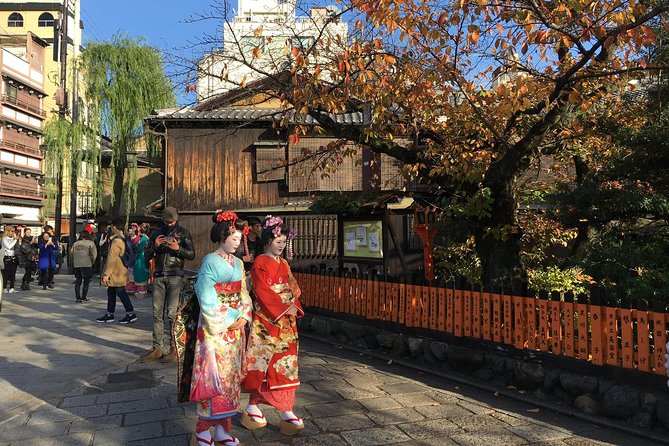 Bike Tour Exploring North Kyoto plus Lunch - Riding through Gion at the end of the day