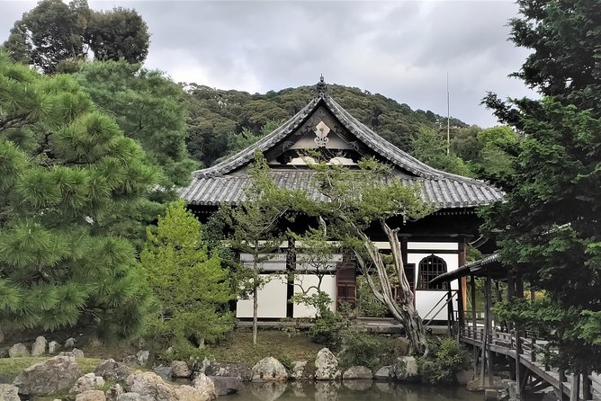 Carefree Private Exploration of Fushimi Inari, Gion, Kiyomizudera, and More - What the private format adds