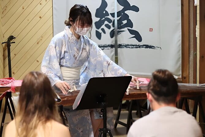 Concerts Played with Traditional Instruments in Kyoto - A Kyoto home turned into a concert room