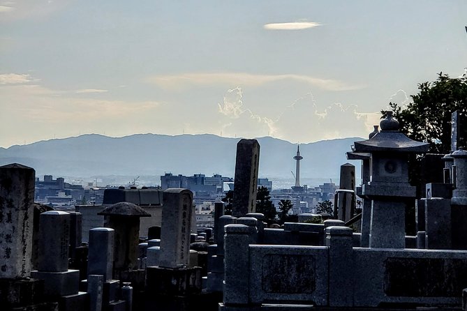 Dark Kyoto Tour - Gion after dark stories and old street tales
