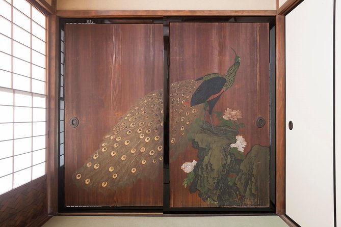 Family Mitsui House Museum with green tea admission ticket - Entering the Old Mitsui Family Shimogamo Villa