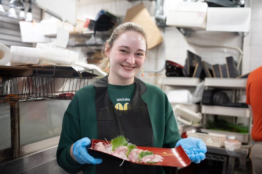 Fish cutting class - Your turn with the knife
