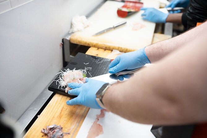 Fish Cutting workshop in Kyoto Japan - Turning your work into a sashimi lunch