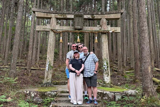 From Bamboo to Hidden Shrines: Kyoto’s Private Escape Tour by Car - Otagi Nenbutsu-ji and its expressive stone figures
