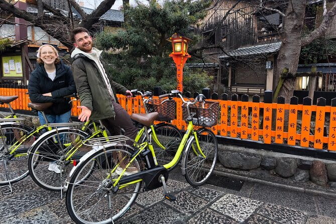 From Kyoto / Osaka: Kyoto Must-see Spots & Nara Park One Day Tour - Arashiyama Bamboo Forest: beautiful, brief, and busy