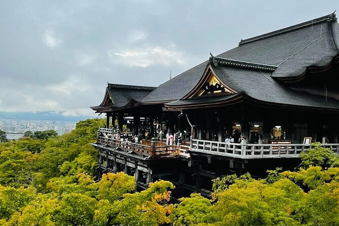 Full-Day Kyoto Group Tour with an Expert Local Guide - Walking Sannenzaka and Ninenzaka