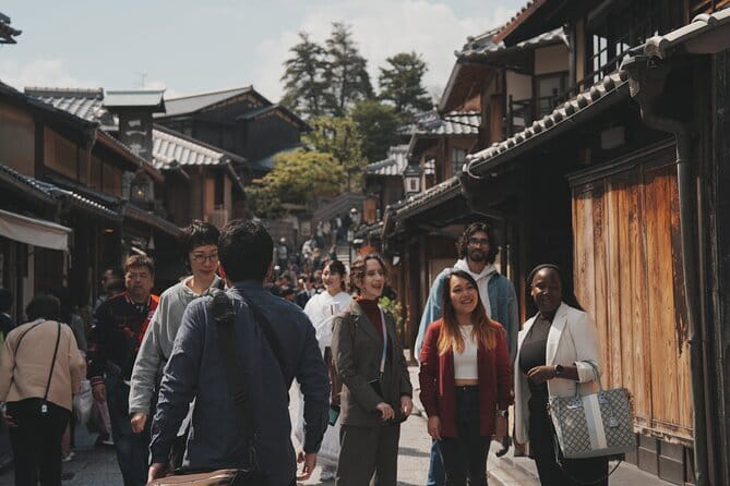 Full-Day Kyoto Group Tour with an Expert Local Guide - Kiyomizu-dera and the Famous Hillside View