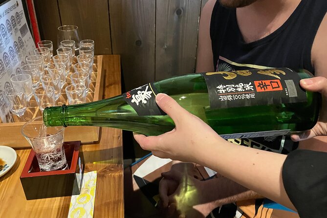Fushimi Kyoto Walking Tour with Sake Tasting and Canal Boat Ride - Meeting your guide at Chushojima Station