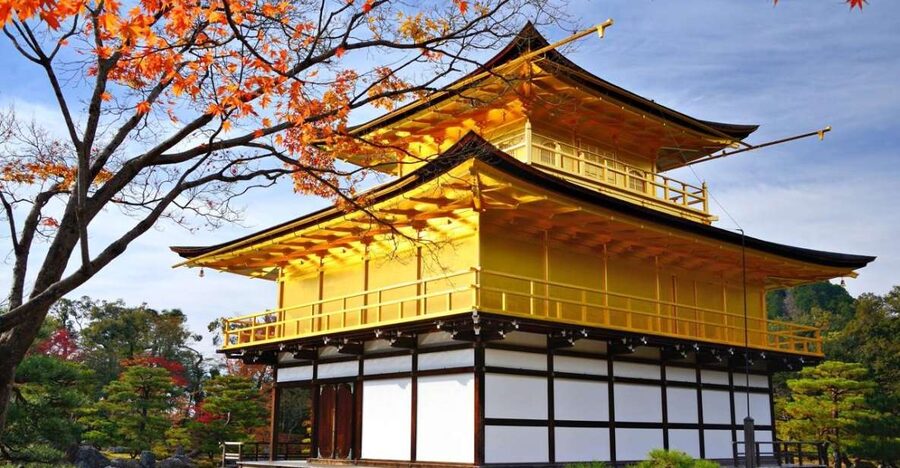 Golden Pavilion, Nijo Castle, & Nishiki Market Half day tour - Nijo Castle: shoguns, samurai, and a floor that chirps