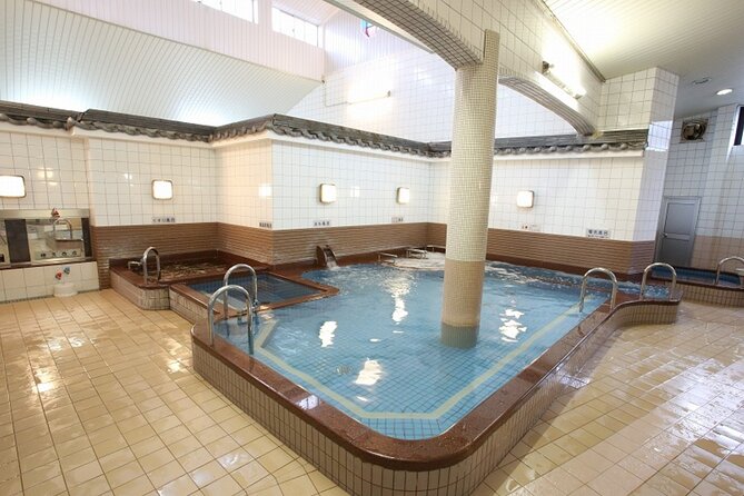 Guide tour of Japanese bathing culture at Funaoka Onsen - What makes this different from visiting a bathhouse alone