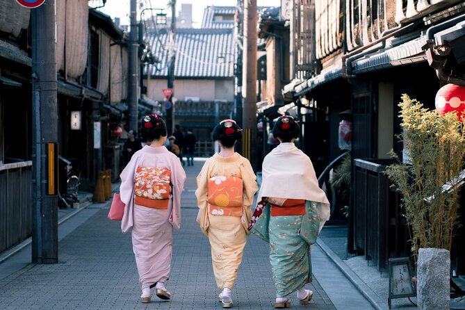 Guided Gion Tour: Explore Kyoto’s Historic Geisha District - What the Private Format Is Worth