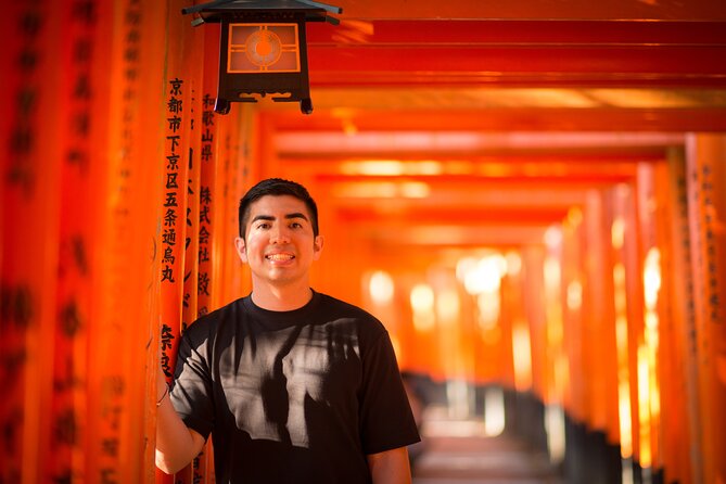 Guided Photoshoot of Fushimi Inari Shrine and Secret Bamboo Grove - How the posing works