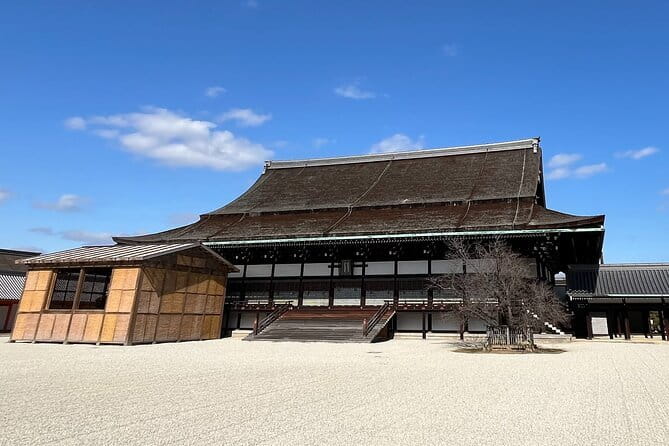 Himeji Castle and Akashi Kaikyo Bridge Walking Tour from Kyoto - A buffet lunch at Hotel Nikko Himeji