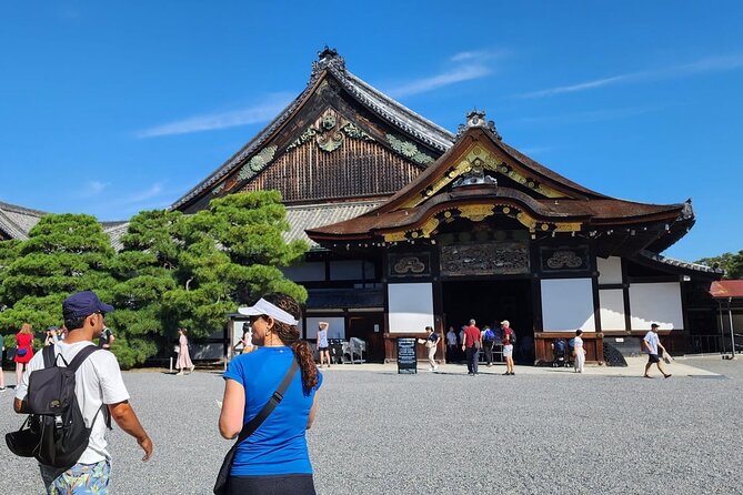 Historical Kyoto E-Bike Tour - Weather, crowds, and the physical demands