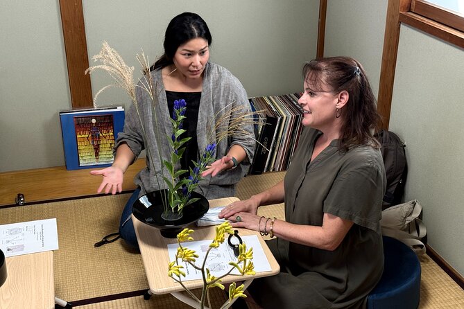 Ikebana Floral Design Workshop in Kyoto - The 90-minute class, step by step