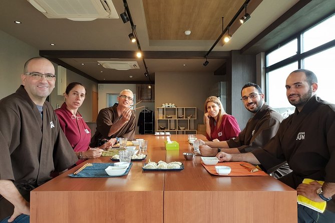 Izakaya Style Cooking Class - The instructors and teaching style