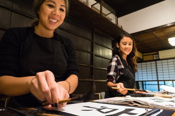 Japanese Calligraphy - Shodo - Lesson (near Kyoto Station) - Basic characters and a scroll you can keep