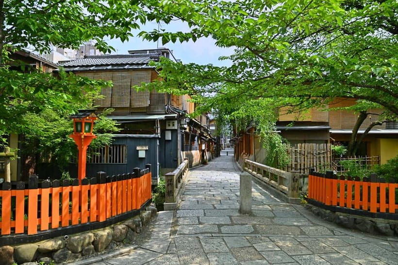Kioto: Gion Tour, recorrido a pie (Español/Castellano) - Why Gion makes a better walking tour than a quick photo stop