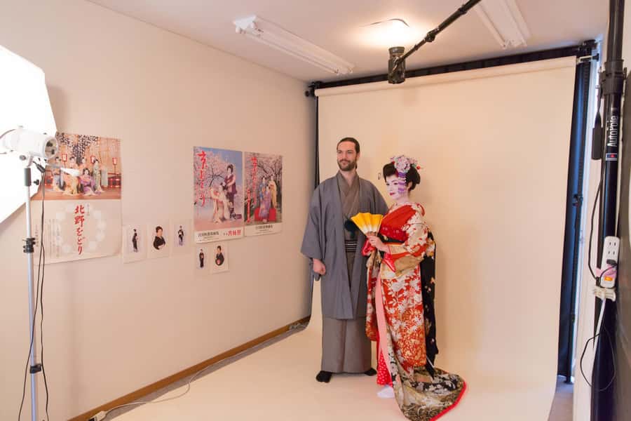 Kyoto: 2-Hour Maiko Makeover and Photo Studio Shoot - Comfort, timing, and practical restrictions