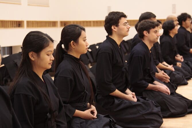 Kyoto 2 Hours Genuine Kendo / Samurai Experience In Japan - The first lesson: bowing, rules, and kendo’s purpose