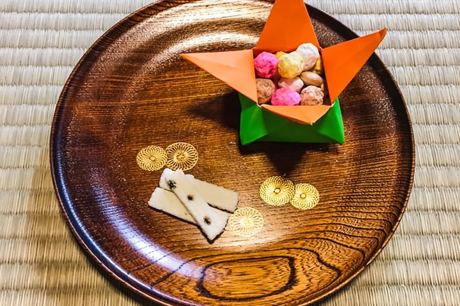 Kyoto: 45-Minute Tea Ceremony Lesson Experience - Adding a kimono and seeing Nishijin textiles