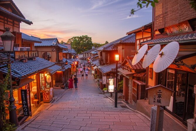 Kyoto 5-Star Geisha Night Walk: Small-Group Authentic Experience - Is $98 a fair price?