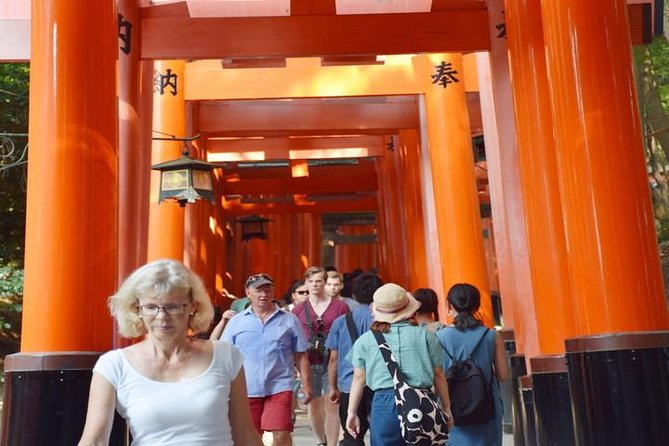 Kyoto 6hr Private Guided Tour & Kimono Experience - Nishiki Market, Pontocho, and Nijo Castle