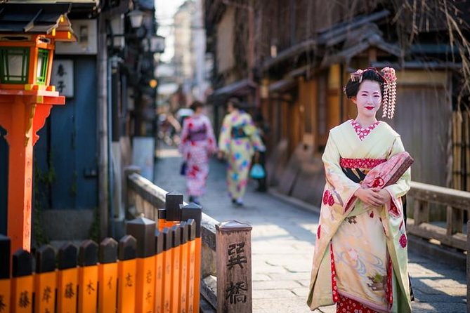 Kyoto 6hr Private Tour with Government-Licensed Guide - Fushimi Inari and Kyoto’s eastern approach