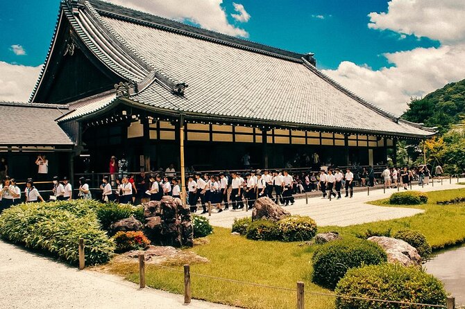 Kyoto: Arashiyama Bamboo Forest, Monkeys, Matcha & Temple Tour - The Bamboo Forest is beautiful, but expect people