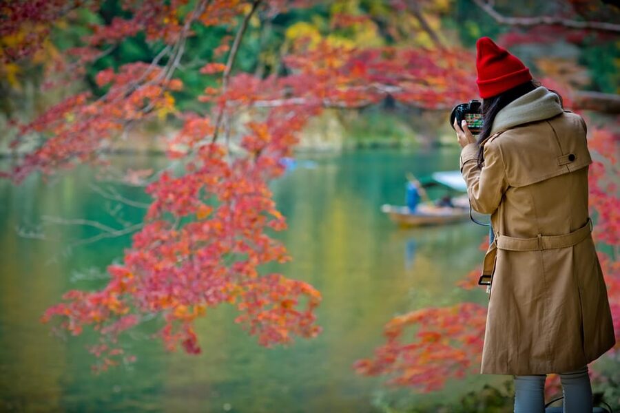 Kyoto: Arashiyama Tour with optional Sagano Romantic Train - Tenryu Temple and its Zen gardens