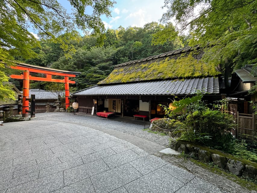 Kyoto: Avoid the Crowds at the Hidden Gems of Arashiyama - Otagi Nenbutsuji and its 1,200 expressive statues
