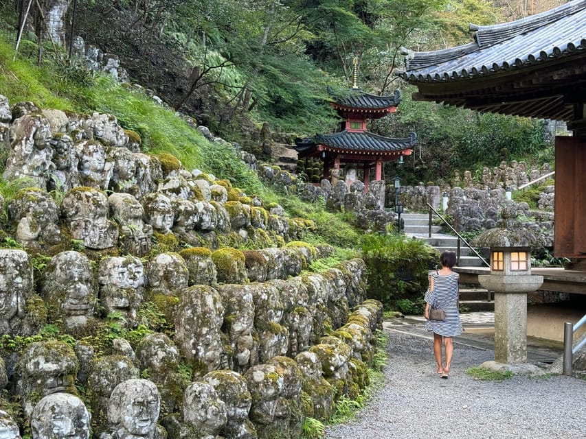 Kyoto: Avoid the Crowds at the Hidden Gems of Arashiyama - Saga Toriimoto and old Kyoto streets