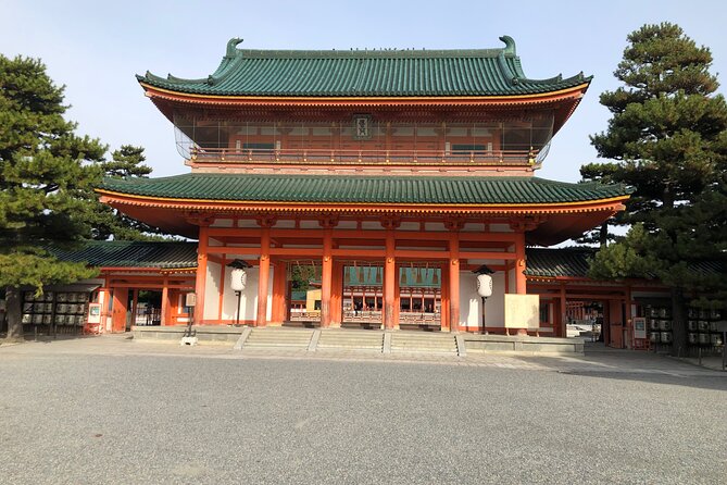 Kyoto Bamboo Forest & Golden Pavilion E-Bike Tour - Tenryu-ji’s Zen garden
