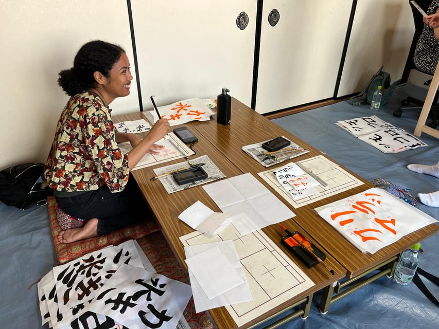 Kyoto: Calligraphy class at Buddhist temple in city center - The Temple Room and Tatami Seating