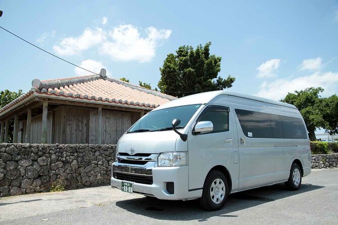 Kyoto Day Trip using Private Car with English Driver (up to 5) - Fushimi Inari and the red torii gates