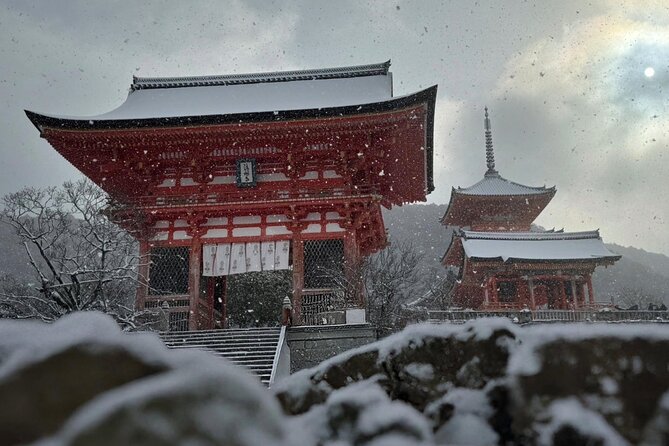 Kyoto Early Bird English Tour: Fushimi Inari & Gion(Private opt) - Yasaka Shrine brings the morning to a useful end