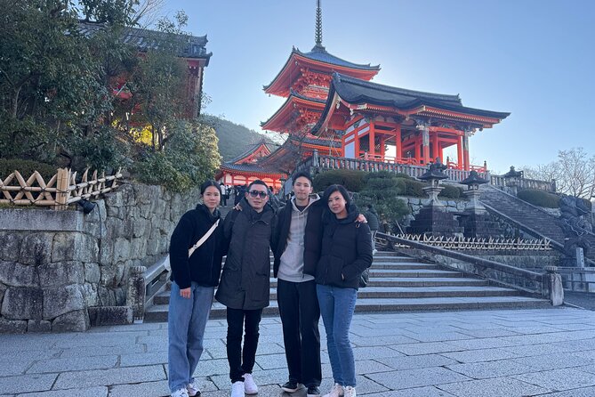 Kyoto Early Bird English Tour: Gion & Higashiyama(Private opt) - Yasaka Shrine closes the loop