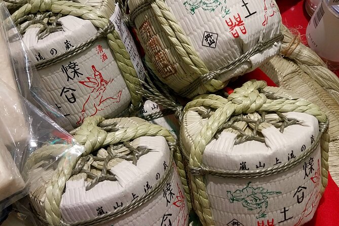 Kyoto Food Tour of 10 Tastings with Wagyu, Mochi & More Surprises - Okonomiyaki in Gion