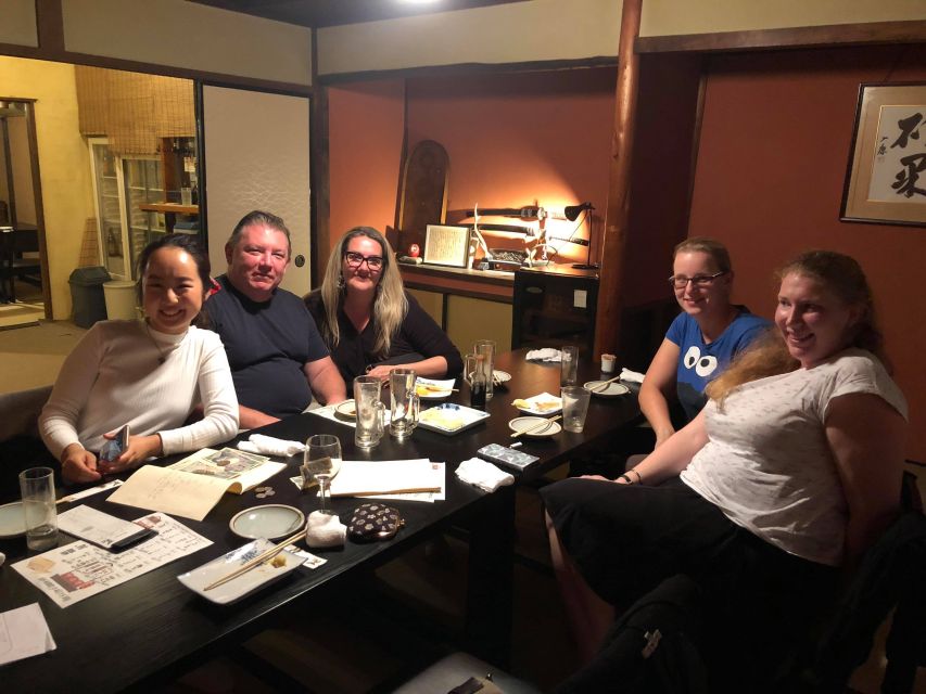 Kyoto: Foodie Night Tour in Gion with 9 dishes + 6 Sake - Dessert in a traditional Kyoto cafe