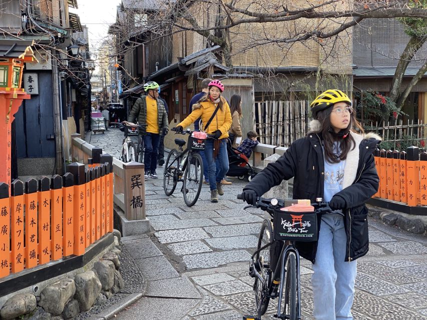Kyoto: Full-Day City Highlights Bike Tour with Light Lunch - Lunch and the practical middle of the day