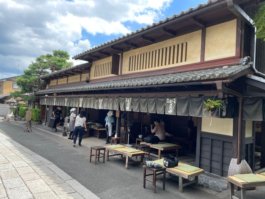 Kyoto: Fully customizable your own tour in the old capital - Markets, Gion, and traditional shopping