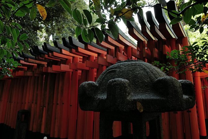 Kyoto Fushimi-Inari Night Walking Tour - Following the gates up Mount Inari