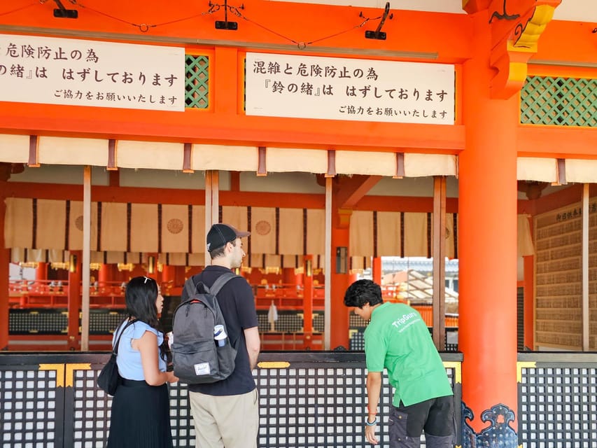 Kyoto: Fushimi Inari Taisha Guided Walking Tour - Choosing the Mount Inari trail